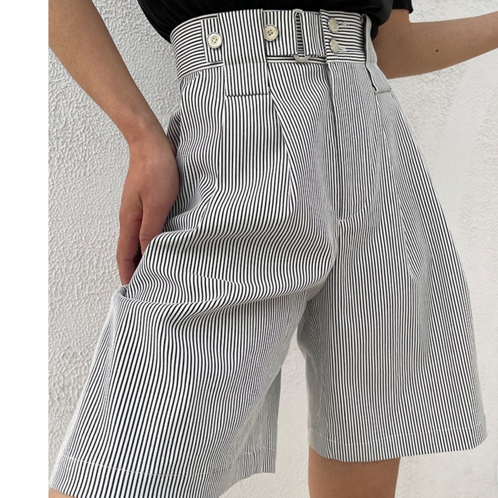 Sensoul Vintage 90s Bermuda Shorts XS